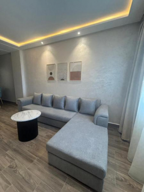 Appartement Haut Standing au 3ème Etage, vue sur la splendide Marina et à 200m du port de Tanger- Appt 14